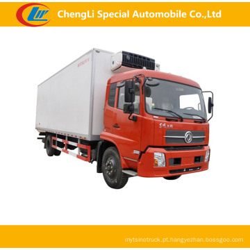 Caminhão refrigerado de Dongfeng 4 * 2 10cbm para a venda